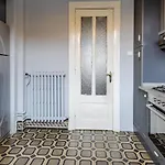 Апартаменты Flat With Balcony And Bosphorus View In Beyoglu