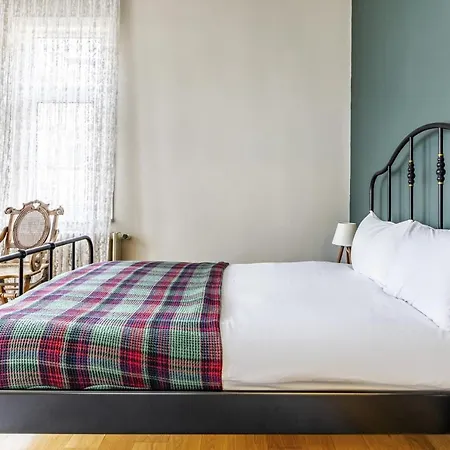 Flat With Balcony And Bosphorus View In Beyoglu * Стамбул