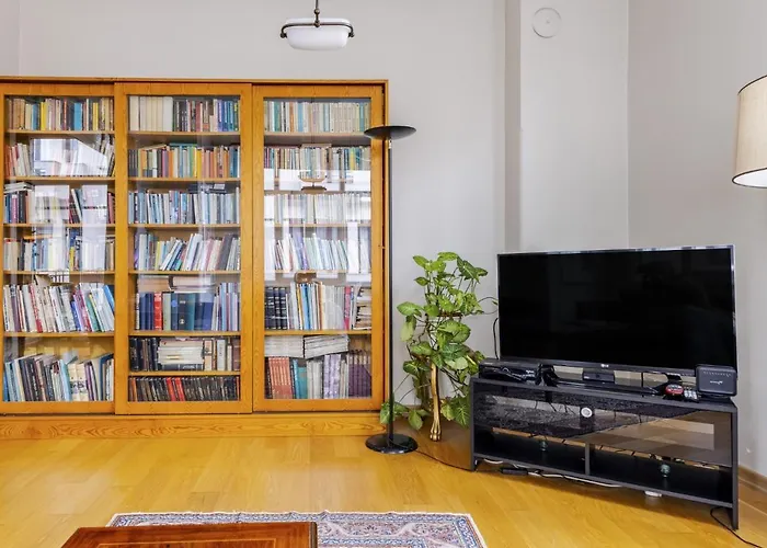 Flat With Balcony And Bosphorus View In Beyoglu * איסטמבול