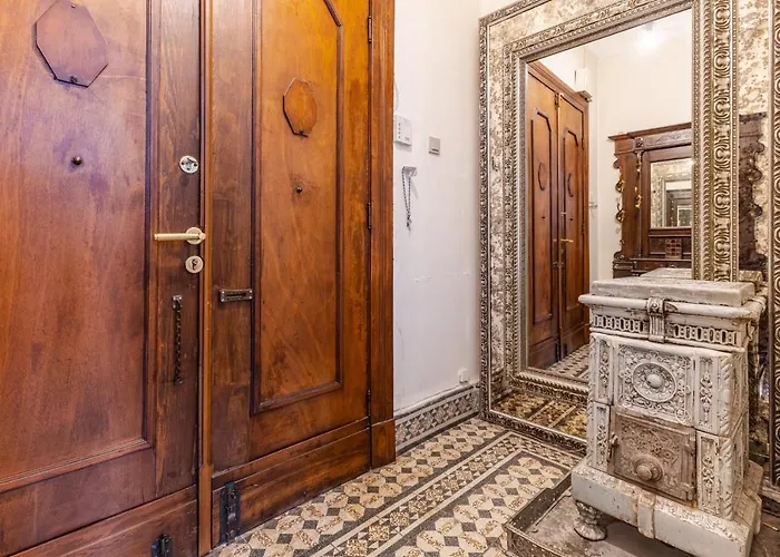 דירה Flat With Balcony And Bosphorus View In Beyoglu איסטמבול