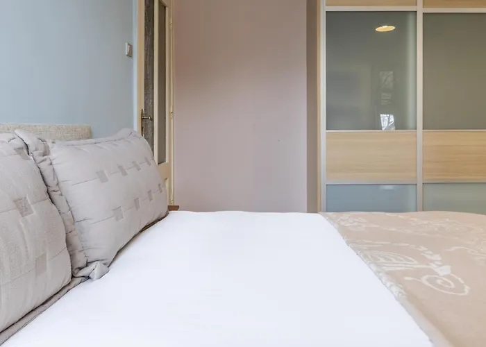 Flat With Balcony And Bosphorus View In Beyoglu شقة اسطنبول